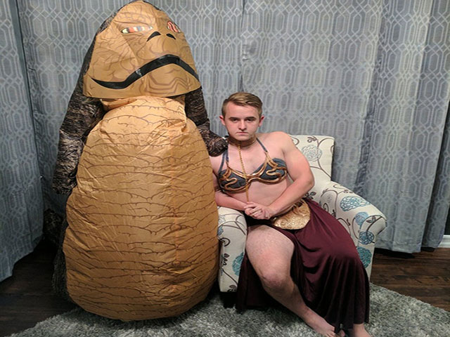 Tranh vui - Trang phục bá đạo mặc đi chơi Halloween cùng người yêu