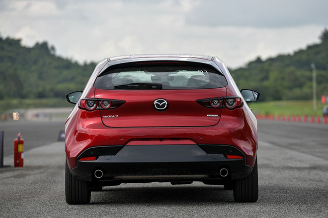Bắt gặp Mazda3 thế hệ mới trên đường vận chuyển về đại lý, chuẩn bị cho sự kiện ra mắt vào tuần sau - 7