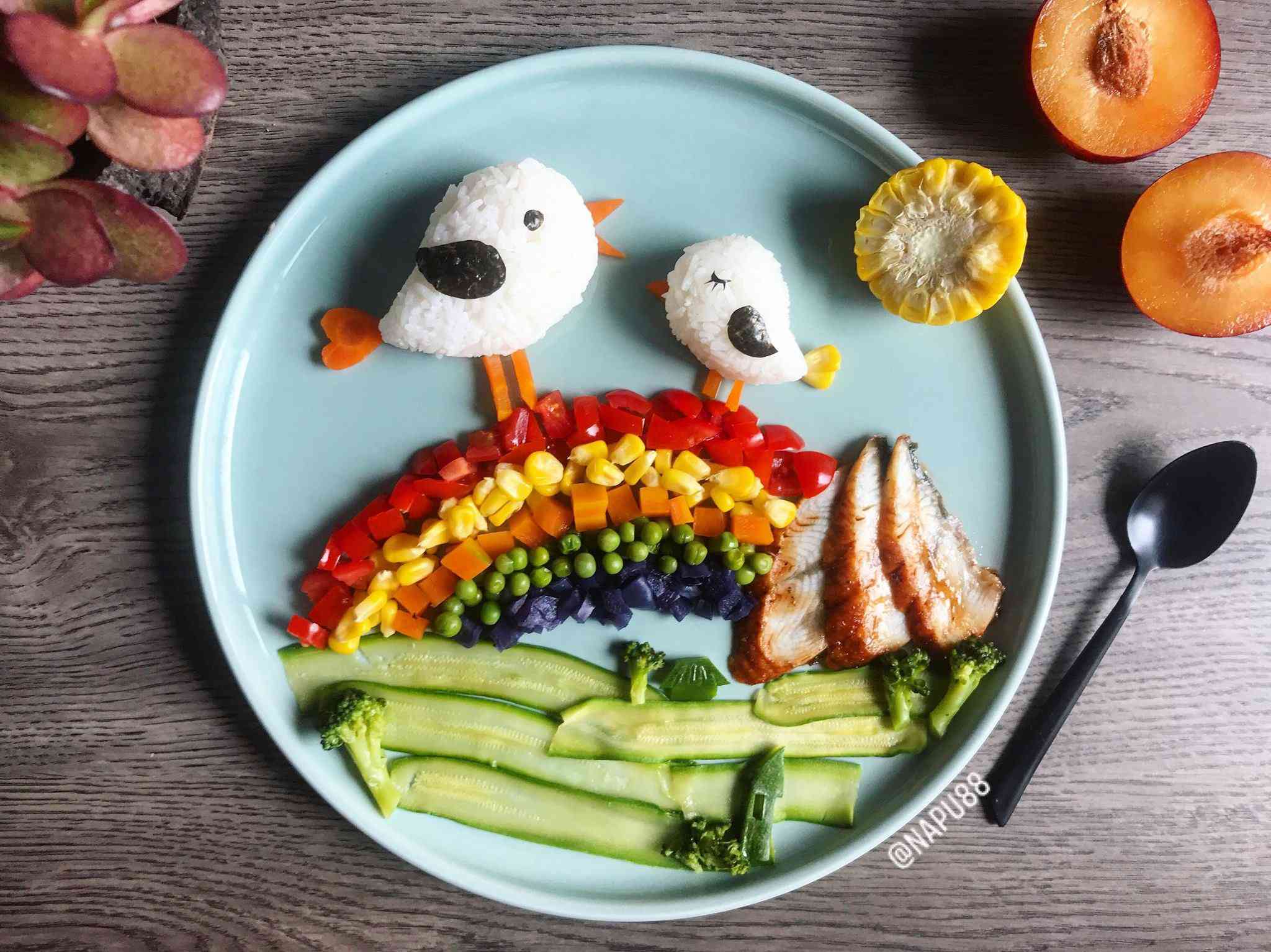 Tròn mắt trước màn "phù phép" những đĩa cơm thành vườn thú sinh động của mẹ đảm - 7