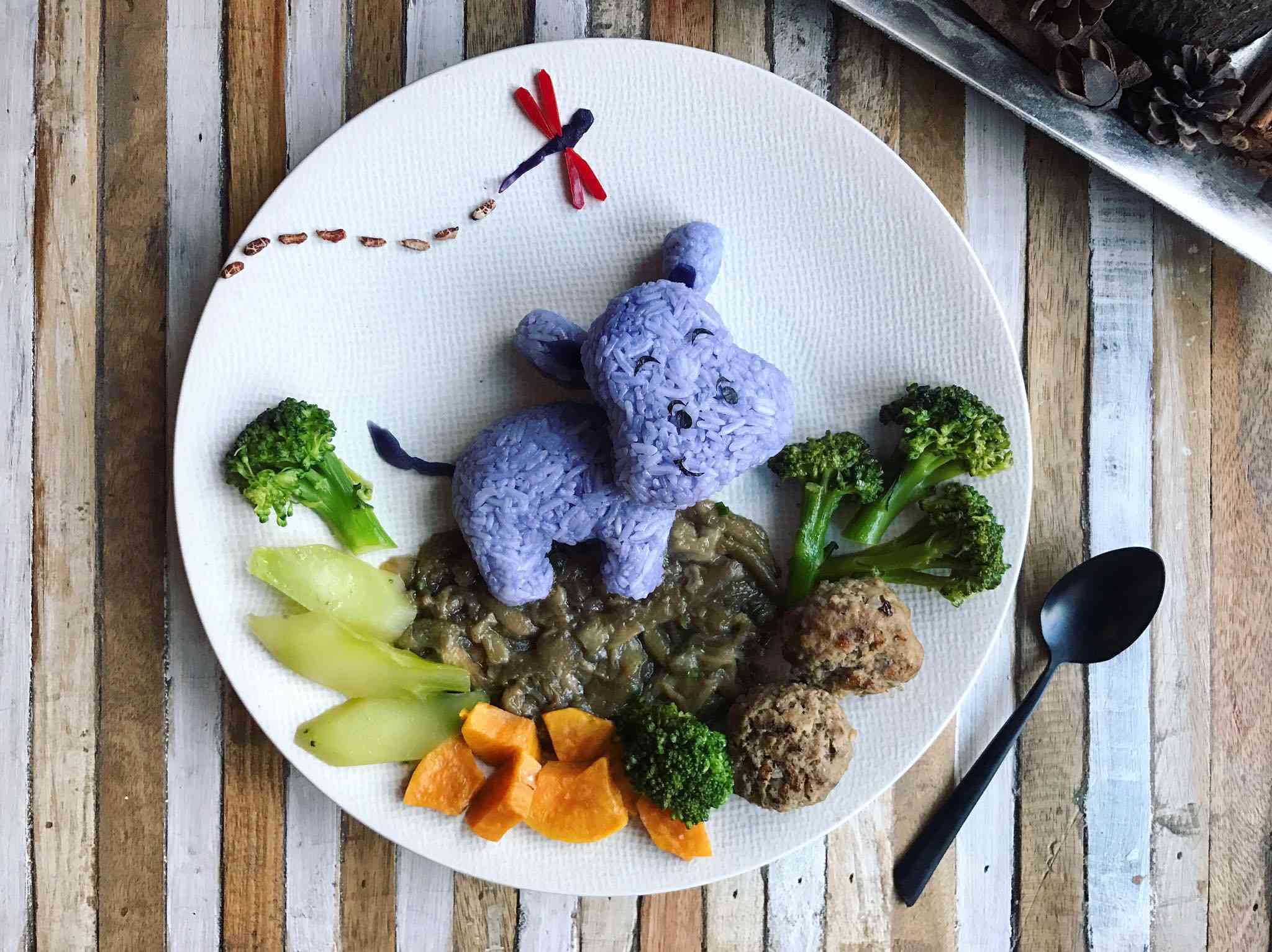 Tròn mắt trước màn "phù phép" những đĩa cơm thành vườn thú sinh động của mẹ đảm - 13