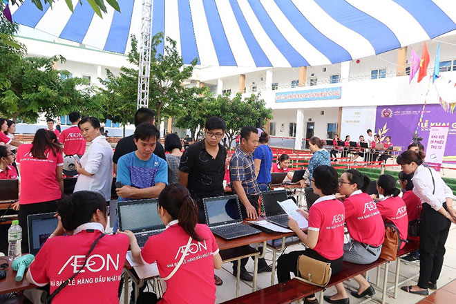 Ngày hội tuyển dụng cho AEON - Hà Đông thu hút sự quan tâm đặc biệt của các ứng viên trong khu vực.