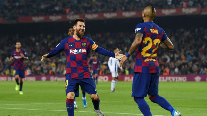 Barca thăng hoa cùng Messi để đè bẹp Valladolid ở Nou Camp