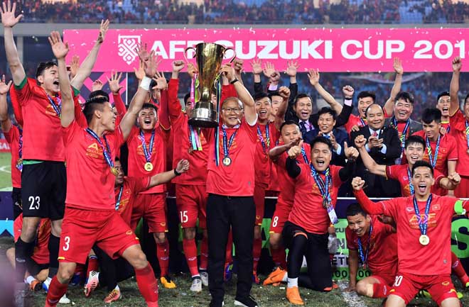 HLV Park Hang Seo giúp ĐT Việt Nam vô địch AFF Cup 2018