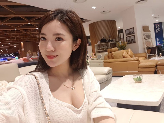 Hot girl M.U Tú Linh sống ra sao sau 2 năm kết hôn với doanh nhân điển trai? - 9