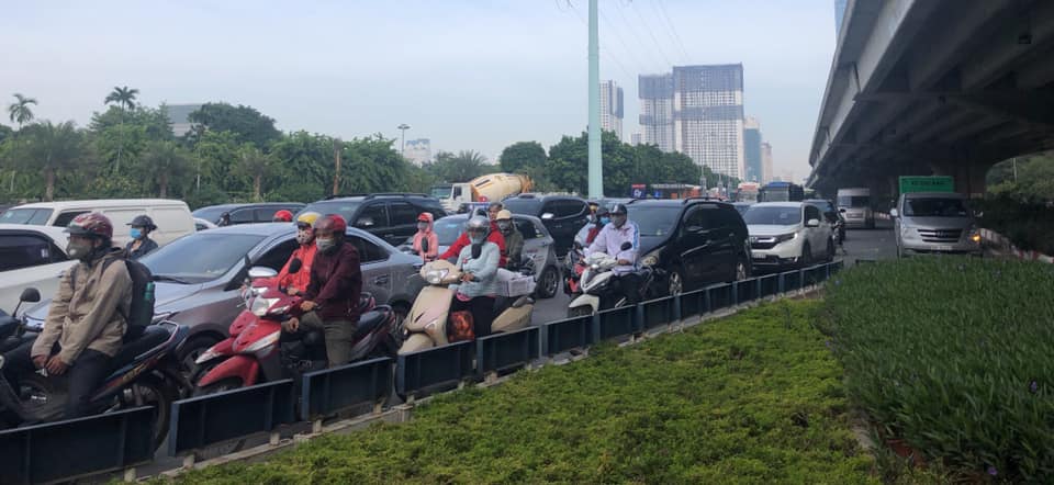 Vụ việc khiến giao thông qua tuyến đường ùn tắc