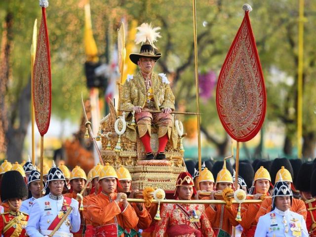 5 điều ít biết về nhà vua Thái Lan giàu có nhất thế giới