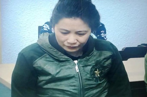 Bị can Đinh Thị Thu Hồng.