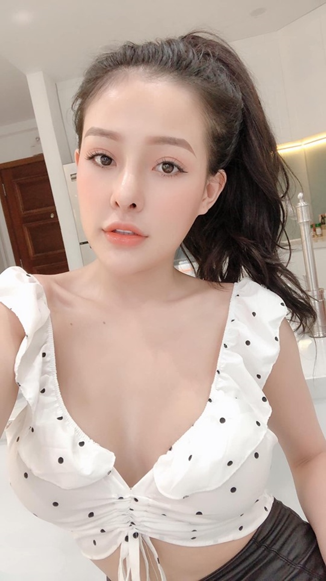 Trước đó, hot girl Mon 2k - bạn từng thân của Ngân 98 tiết lộ, Lương Bằng Quang và người đẹp Bình Định đã tái hợp và quay về sống chung với nhau.