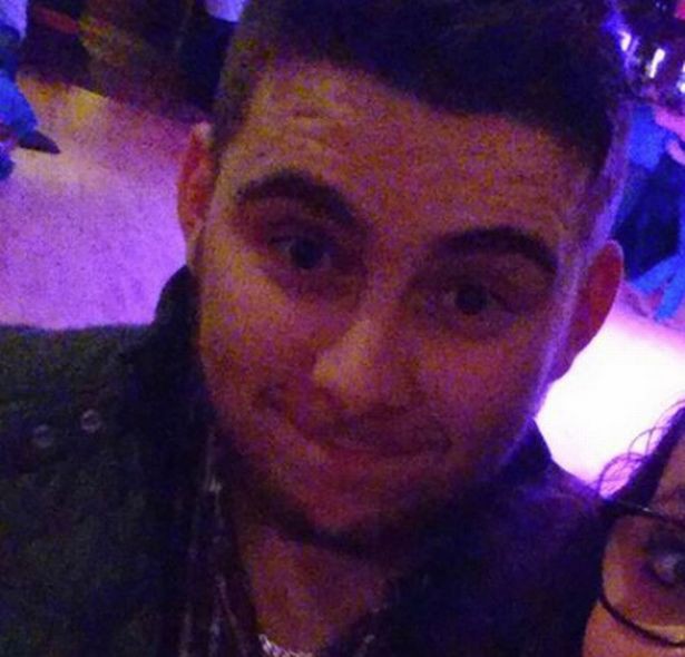 Tài xế Eamon Harrison, 23 tuổi. Ảnh: Mirror