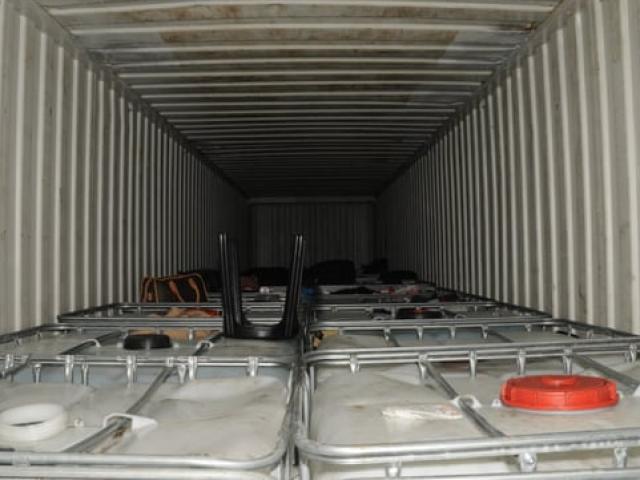 Pháp luật - Sự thật khủng khiếp phía sau âm thanh kỳ lạ trong chiếc container bị khóa trái