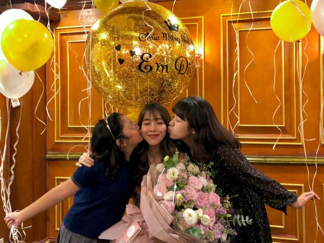 Sao Việt - Bị đồn trục trặc hôn nhân, nữ MC VTV gốc Nghệ An có động thái lạ