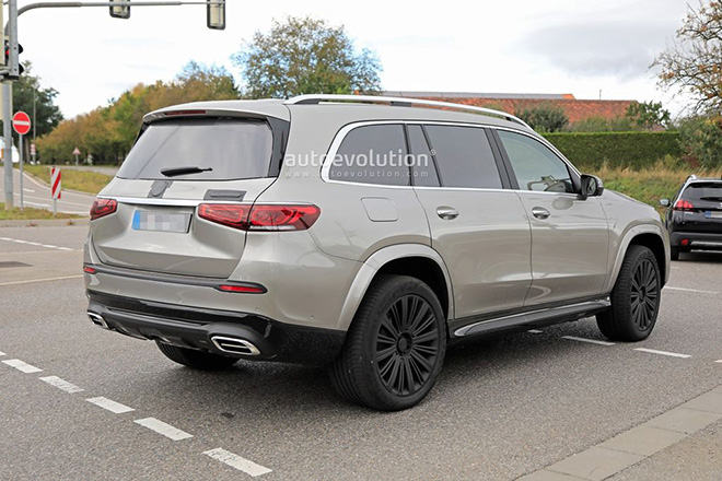 Mercedes-Maybach GLS 2021 chạy thử nghiệm cùng lớp ngụy trang - 4