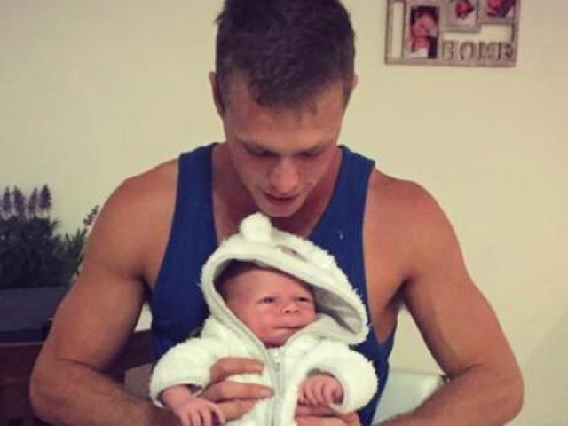 Bạn trẻ - Cuộc sống - Thực hư việc chàng trai 23 tuổi lên chức bố và ông ngoại trong cùng ngày