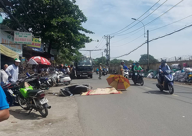 Hiện trường vụ tai nạn khiến nữ sinh viên tử vong