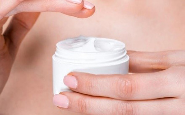 Sử dụng kem dưỡng phù hợp có thể làm chậm quá trình lão hóa da