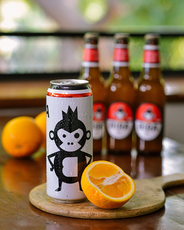 Bira 91 White là dòng bia được ưa chuộng nhất vì độ đắng nhẹ và hương cam tươi mát