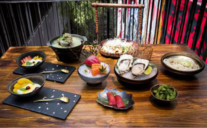 Chẳng cần tới Nhật, Đỗ Mỹ Linh, Tiểu Vy vẫn có thể thưởng thức sushi đẳng cấp - 8