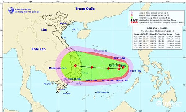 Dự báo hướng di chuyển của bão NAKRI (cơn bão số 6) theo bản tin lúc 5h sáng 6/11 của Đài Khí tượng thủy văn Trung Trung bộ.