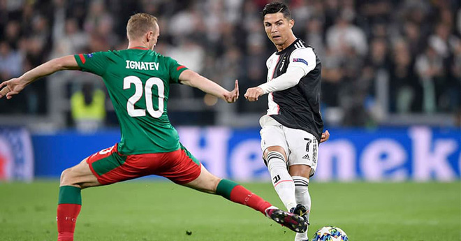 Juventus sẽ đối đầu với Lokomotiv Moscow trên đất Nga