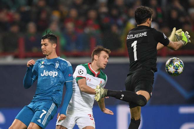 Trực tiếp bóng đá Cúp C1 Lokomotiv Moscow - Juventus: Cay đắng bàn thua phút cuối (Hết giờ) - 19