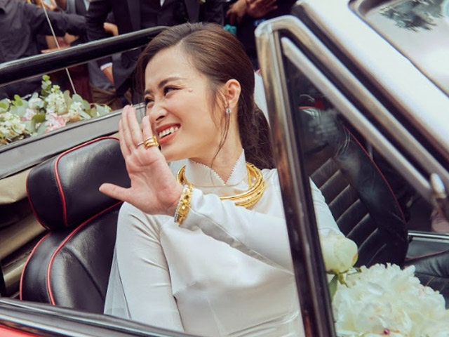 Đông Nhi nhận của hồi môn toàn kiềng vàng, kim cương khi làm dâu đại gia ngành nhựa