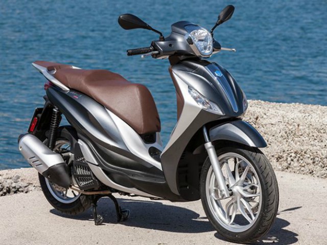 Thế giới xe - Bảng giá Piaggio tháng 11/2019, Medley nhiều phiên bản cực hấp dẫn