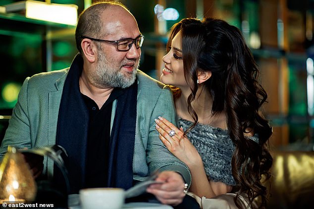 Cựu vương Malaysia cưới người đẹp Nga năm 2018 và ly dị vào tháng 6.2019.