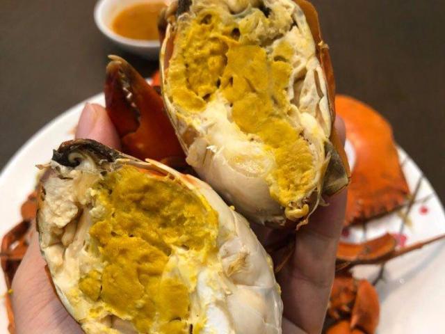 Thị trường - Tiêu dùng - Cả triệu đồng một kg cua cốm vẫn không đủ hàng cung cấp