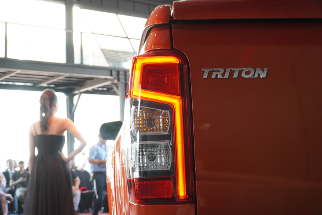 Cận cảnh Mitsubishi Triton bản full option, giá bán 865 triệu đồng - 9