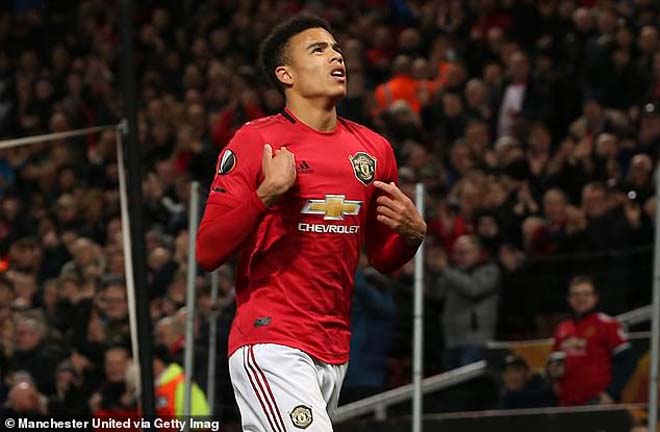 Greenwood tỏa sáng trước AZ Alkmaar