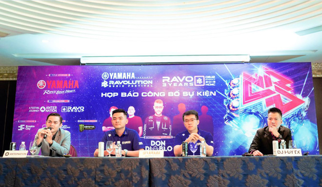 Buổi họp báo vào ngày 7/11, BTC công bố dàn HEADLINER “siêu khủng” sẽ “quẩy” "tung thánh địa" RAVOLAND cuối năm nay