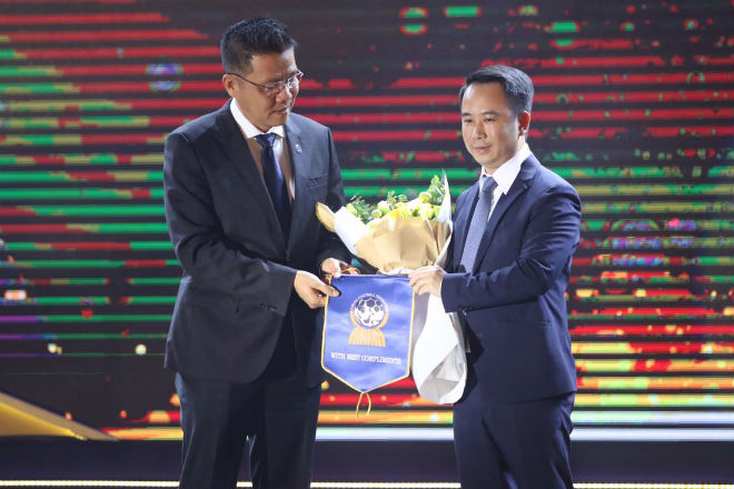 Trao giải AFF Award 2019: ĐT Việt Nam, Quang Hải và thầy Park hay nhất Đông Nam Á - 10
