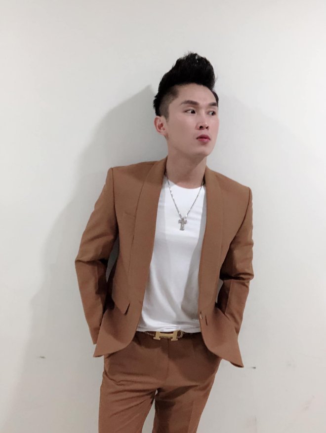 Ca sĩ hội chợ bị hành hung hội đồng ngay tại sân khấu giờ ra sao? - 3