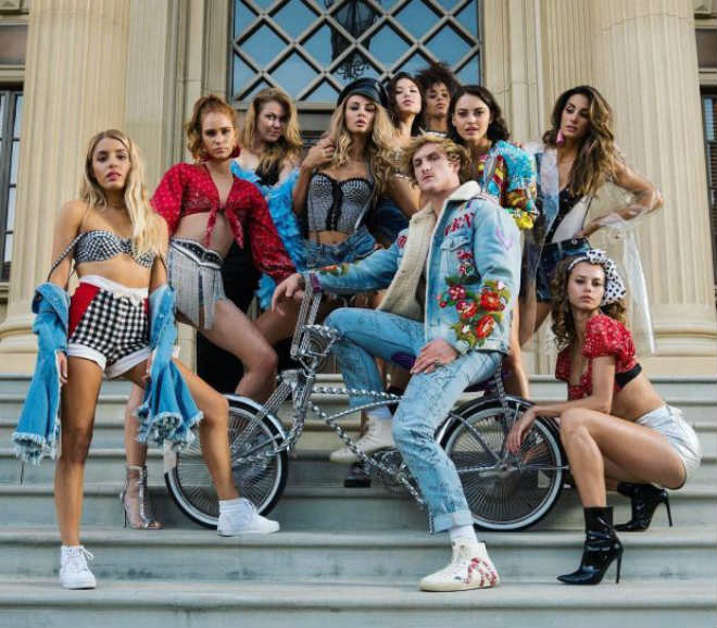 Paul Logan thừa nhận đã làm "chuyện ấy" với một fan nữ chỉ 1 tháng trước khi tái đấu KSI