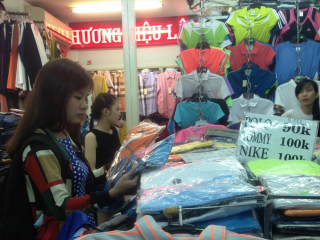 Thị trường - Tiêu dùng - Hàng nhái ngập "chợ nhà giàu" Sài Gòn