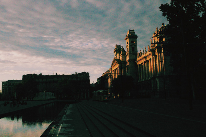 Chất trữ tình hiện diện rõ nét ở Budapest