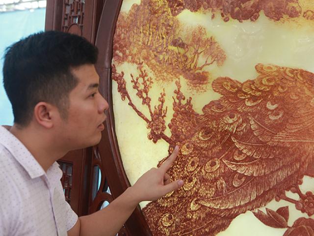 Thị trường - Tiêu dùng - Bức tranh nặng cả tấn, giá vài tỷ khiến ai cũng "choáng"