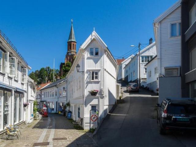 Media - Hình ảnh thực của con phố huyền thoại được đưa vào game "Half-life"