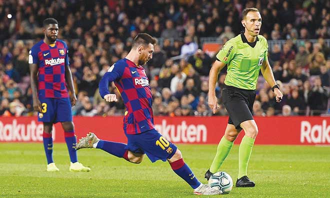Messi ngày càng sắc sảo ở những pha đá phạt