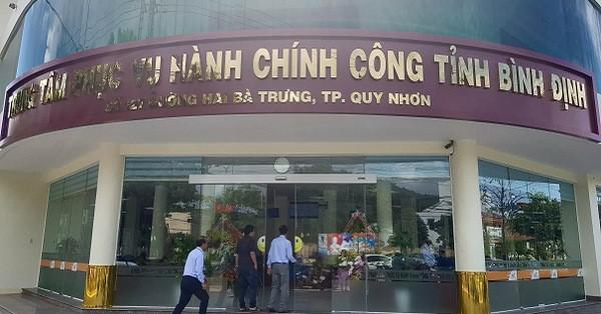 Tin tức trong ngày - Bình Định: Giám sát chặt chẽ viên chức có thái độ khinh khỉnh với dân