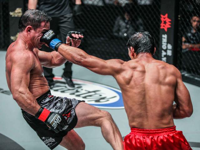 Media - Những đòn knock-out ấn tượng tại giải đấu MMA ở Philippines