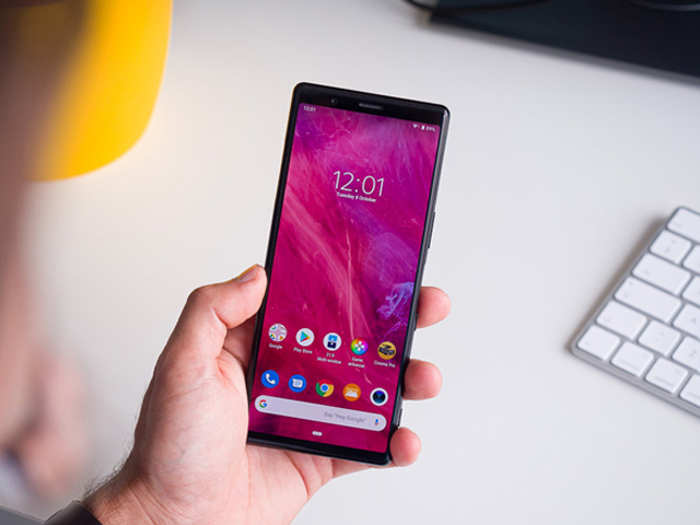 Galaxy S11 sẽ phải đối mặt với “kẻ thù” mạnh Sony Xperia 3 vào năm tới