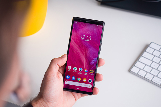 Galaxy S11 sẽ phải đối mặt với “kẻ thù” mạnh Sony Xperia 3 vào năm tới - 2