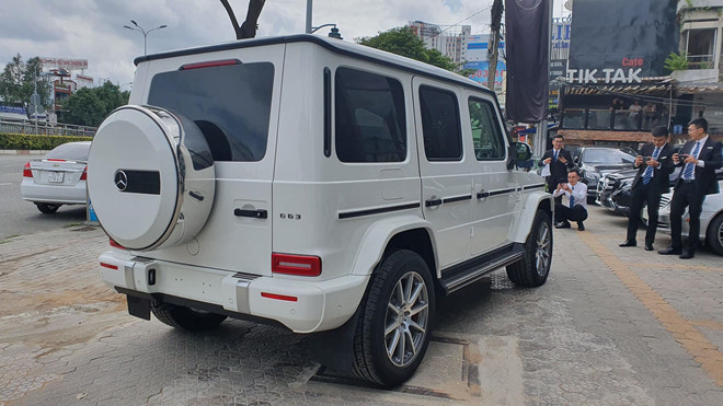 Thêm một chiếc Mercedes-AMG G63 2019 cập cảng Việt Nam, giá gần 11 tỷ đồng - 2