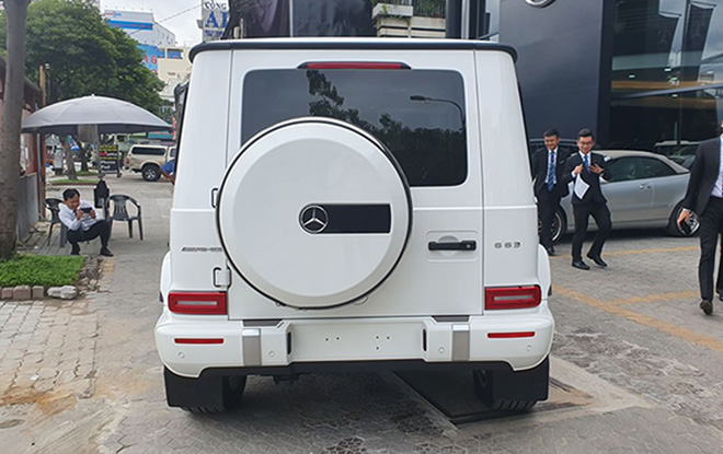 Thêm một chiếc Mercedes-AMG G63 2019 cập cảng Việt Nam, giá gần 11 tỷ đồng - 7