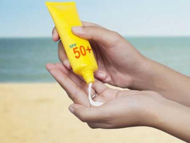 Làm đẹp - Mách bạn cách chọn kem chống nắng chuẩn