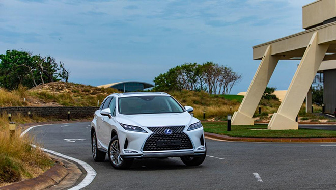 Đo sức hút cặp đôi “hàng nóng” Lexus - 3