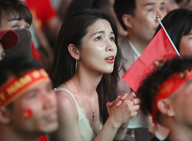 UAE có một số tình huống nguy hiểm khiến các fan vô cùng hồi hộp