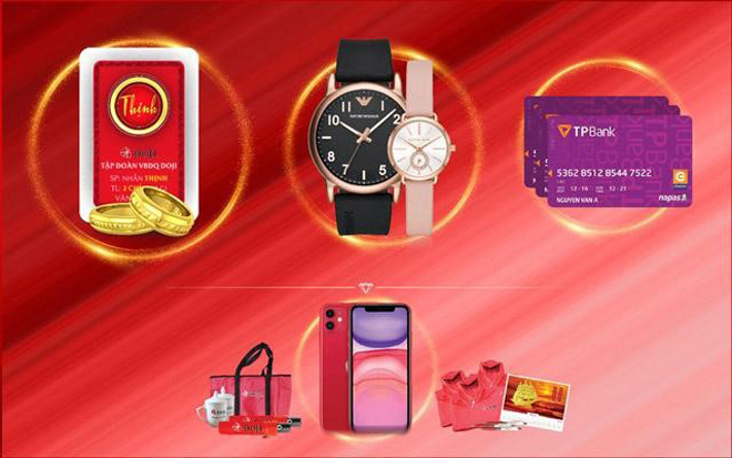 Tín đồ trang sức TP.HCM và khu vực lân cận đừng bỏ lỡ cơ hội hiếm có nhất năm để rinh trang sức yêu thích với giá hợp lý, đồng thời hãy nắm giữ ngay cơ hội sở hữu Iphone 11, hàng chục chỉ Vàng 999.9, nhiều đồng hồ hàng hiệu và các thẻ TP.Bank giá trị khác trong những đợt bốc thăm trúng thưởng sắp tới