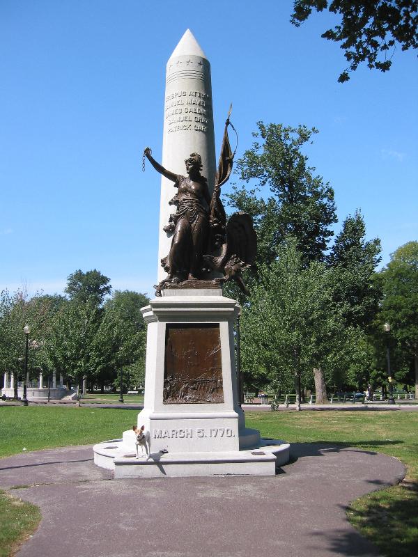 Đài tưởng niệm vụ thảm sát Boston đặt tại công viên Boston Common, thành phố Boston 